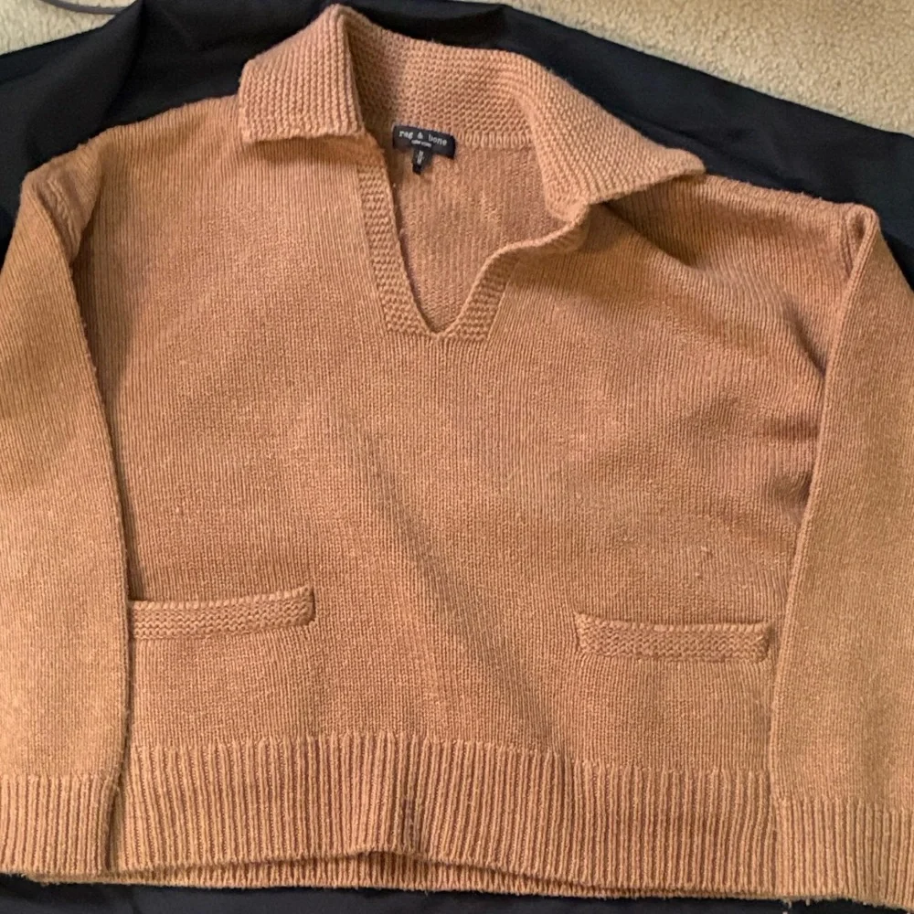Woman’s rag & bone Camel Cowl‎ Neck medium brown Sweater - M